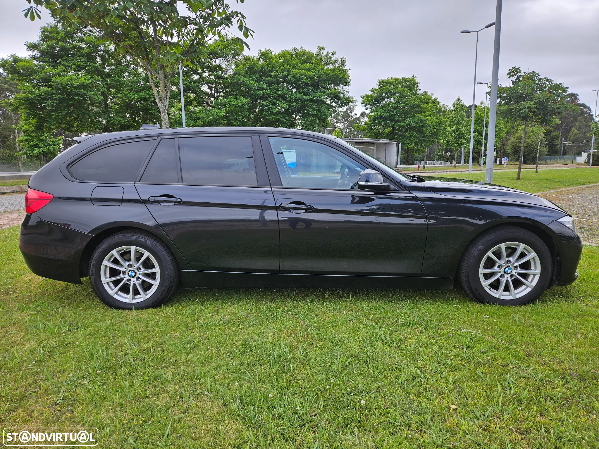 BMW 318 d Touring Line Luxury - 5