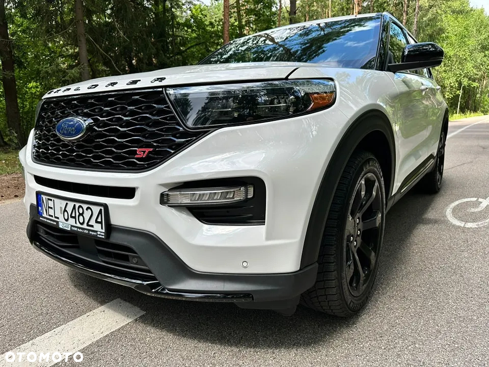 Ford Explorer EcoBoost Plug-in Hybrid ST-LINE - 6