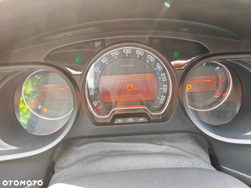 Citroën C5 HDi 165 FAP Confort - 10
