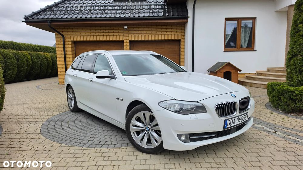 BMW Seria 5 530d xDrive Luxury Line - 13