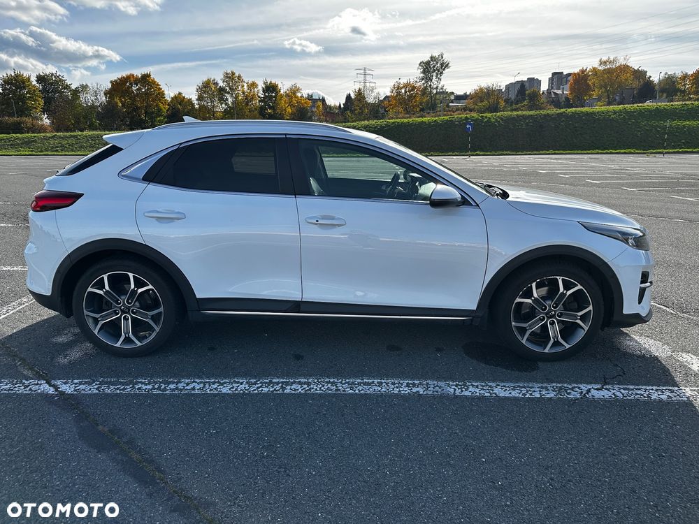 Kia XCeed 1.6 T-GDI L Business Line DCT - 4