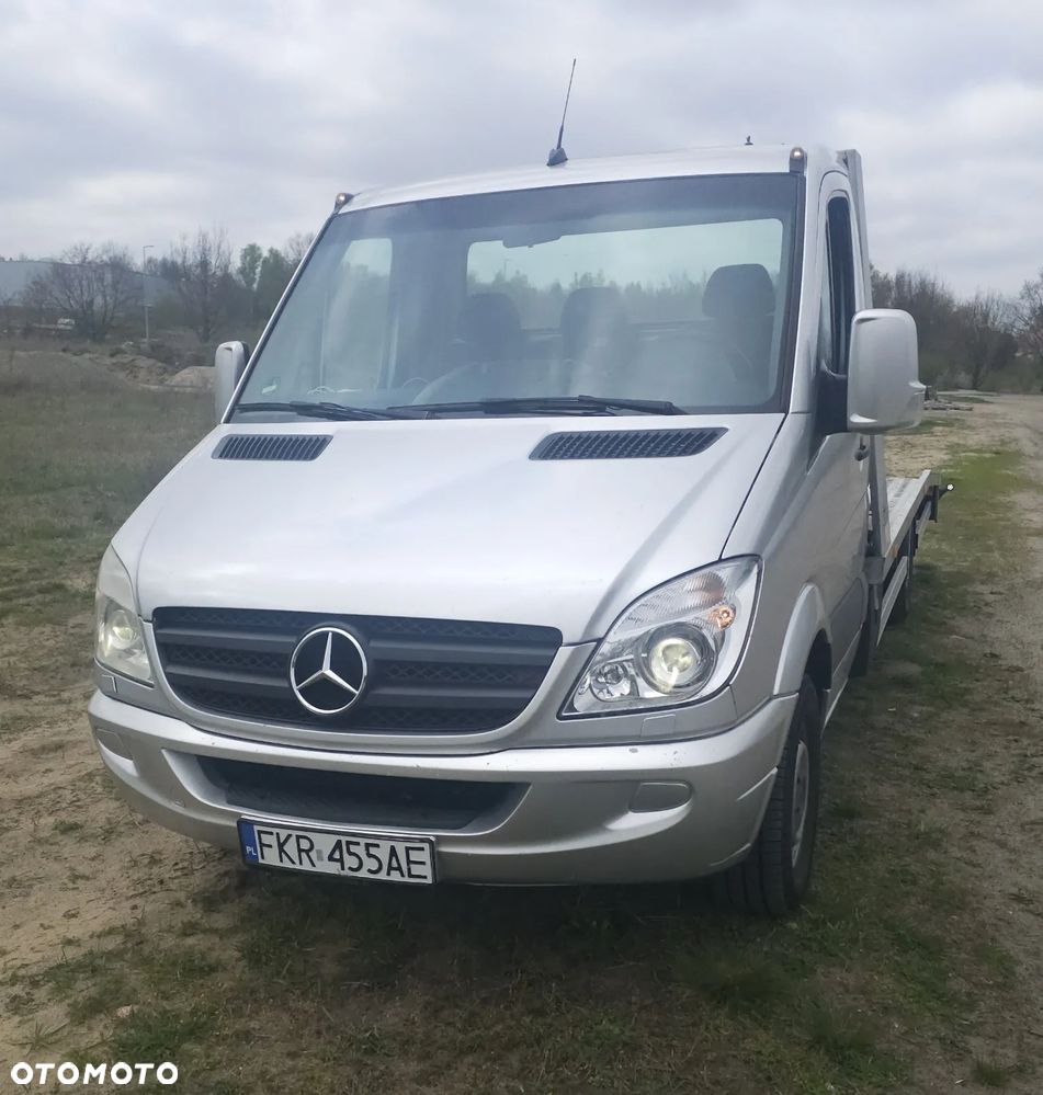 Mercedes-Benz 316 - 2