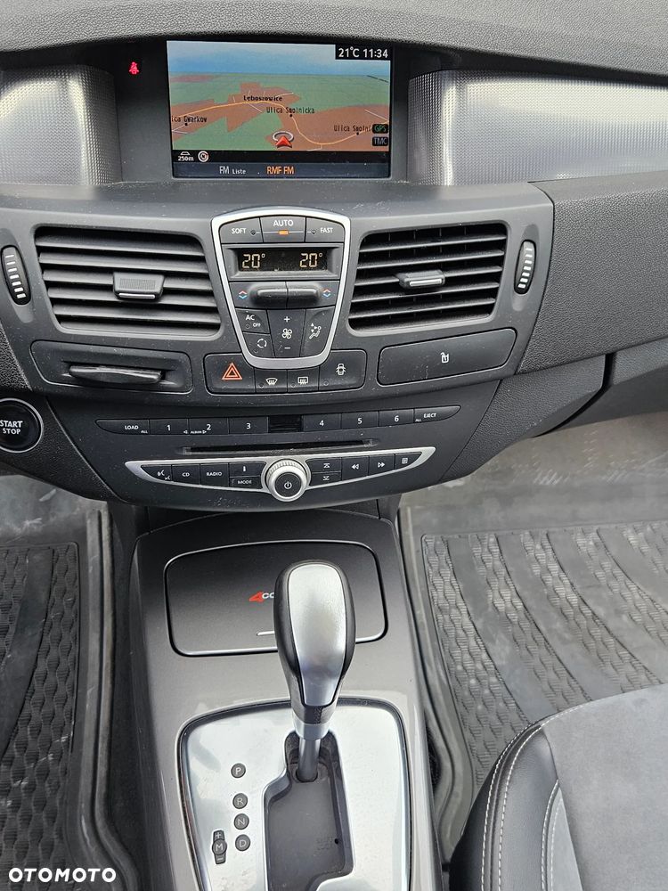 Renault Laguna dCi 175 FAP Bose Edition - 22