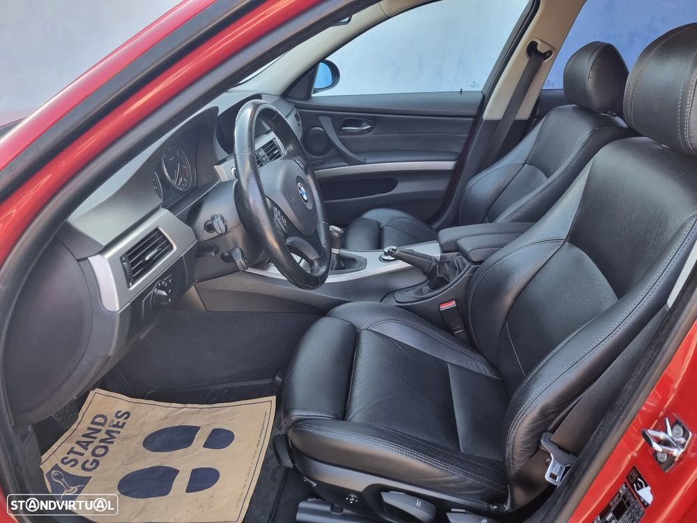 BMW 320 d Touring Sport - 9