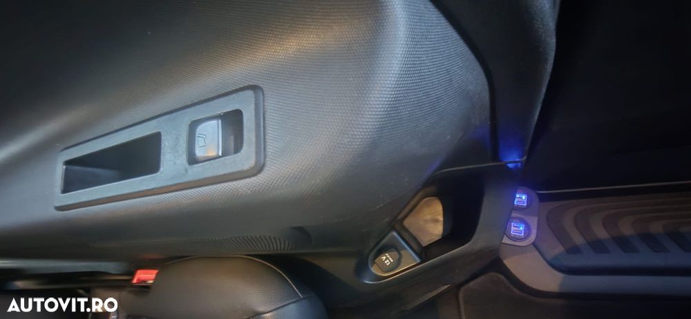 Mercedes-Benz Vito - 12