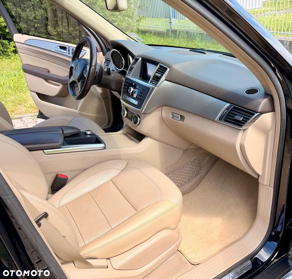 Mercedes-Benz ML 350 BlueEff 4-Matic - 8
