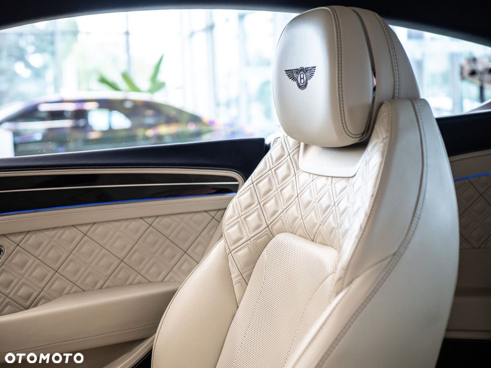 Bentley Continental GT - 23