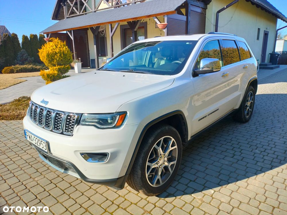 Jeep Grand Cherokee - 1