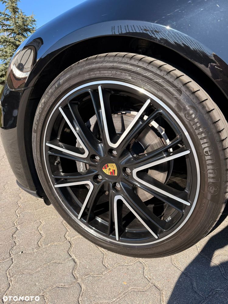 Porsche Panamera - 17