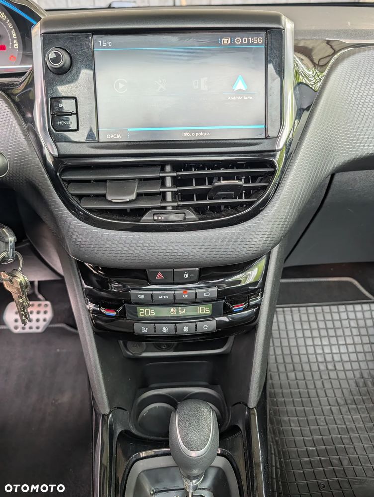 Peugeot 2008 PureTech 110 Stop&Start EAT6 Crossway - 8