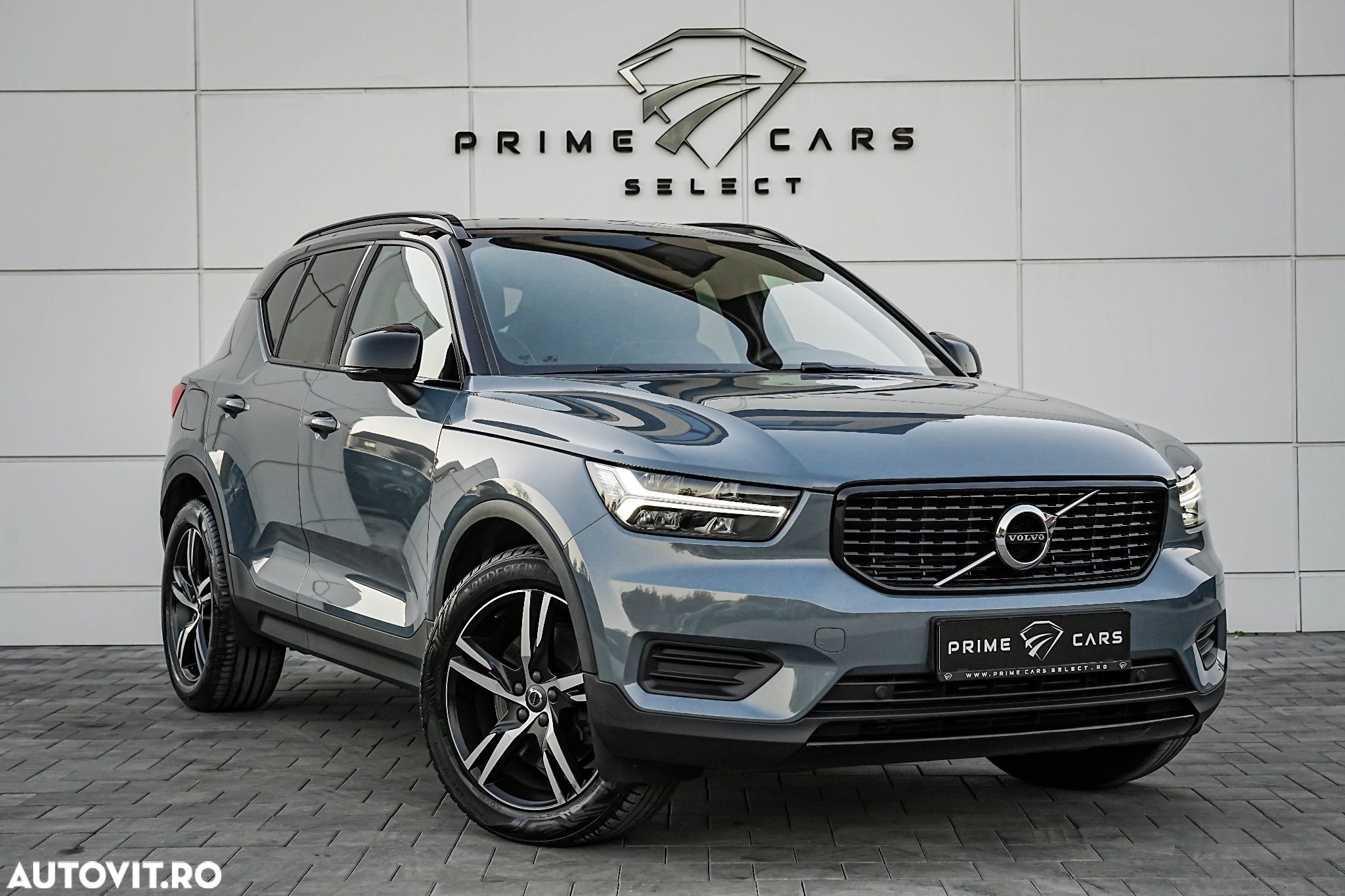 Volvo XC 40 Recharge T5 Twin Engine AT7 R-Design - 1