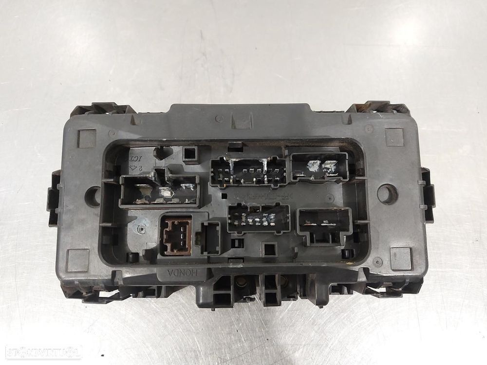 CAIXA DE RELES FUSÍVEIS HONDA CR-V RD8 - 1