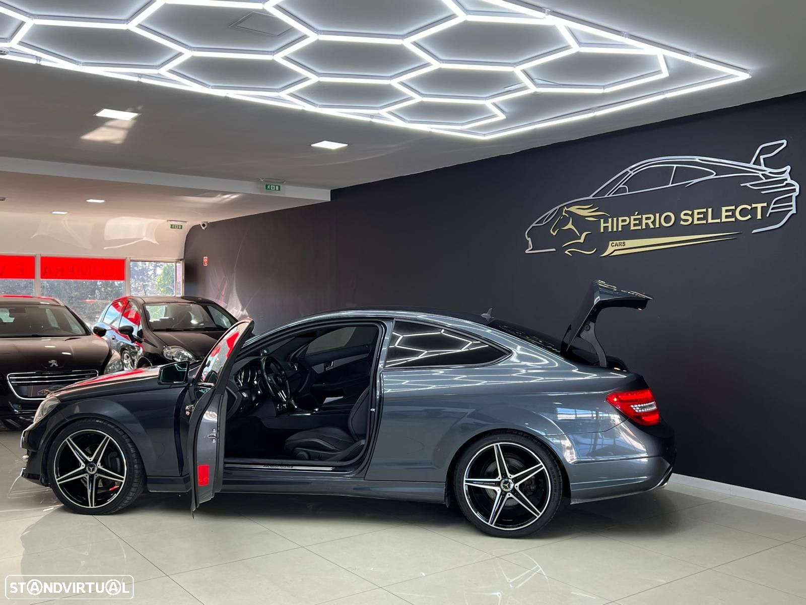 Mercedes-Benz C 220 CDI DPF Coupe BlueEFFICIENCY 7G-TRONIC Edition 1 - 26