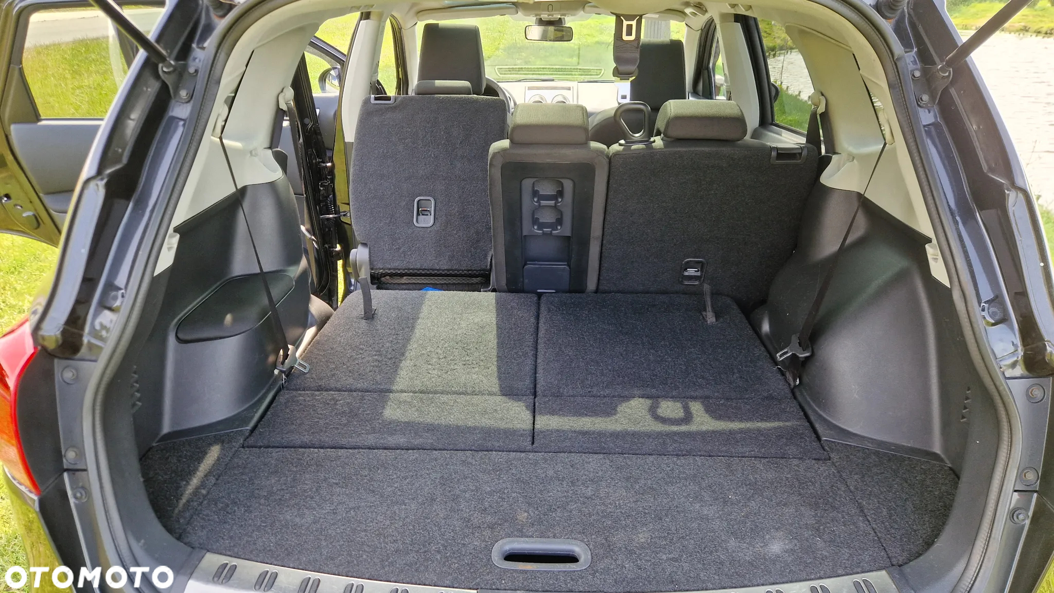 Nissan Qashqai+2 - 13