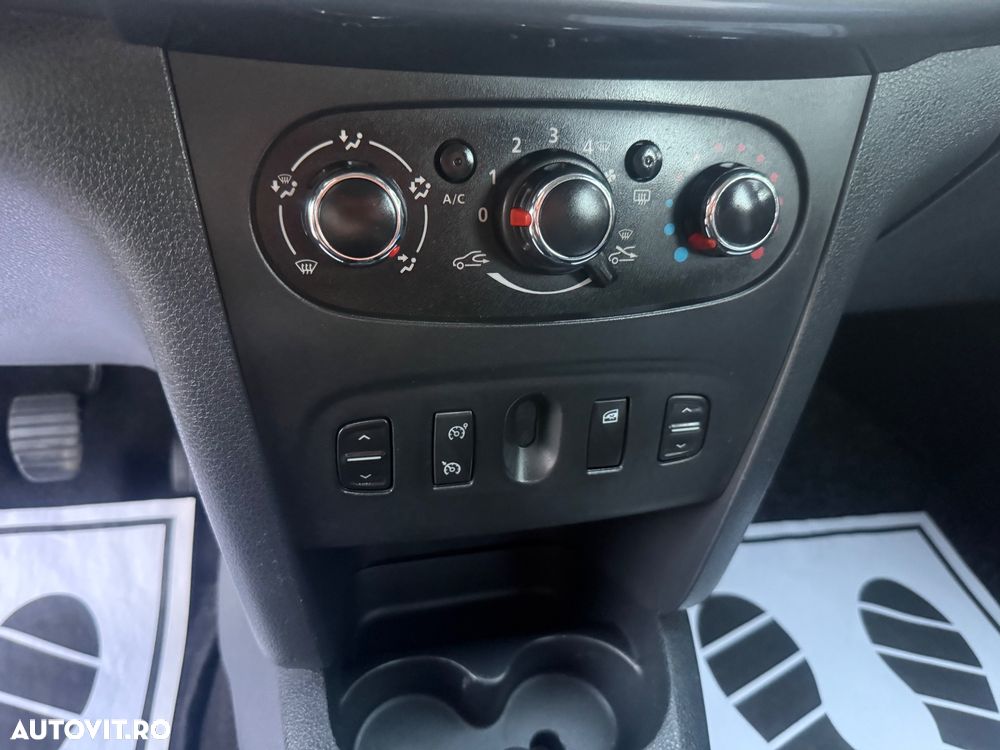 Dacia Sandero Stepway TCe 90 (S&S) Prestige - 37