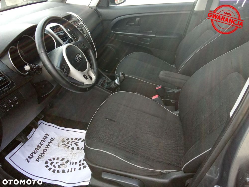 Kia Venga - 16