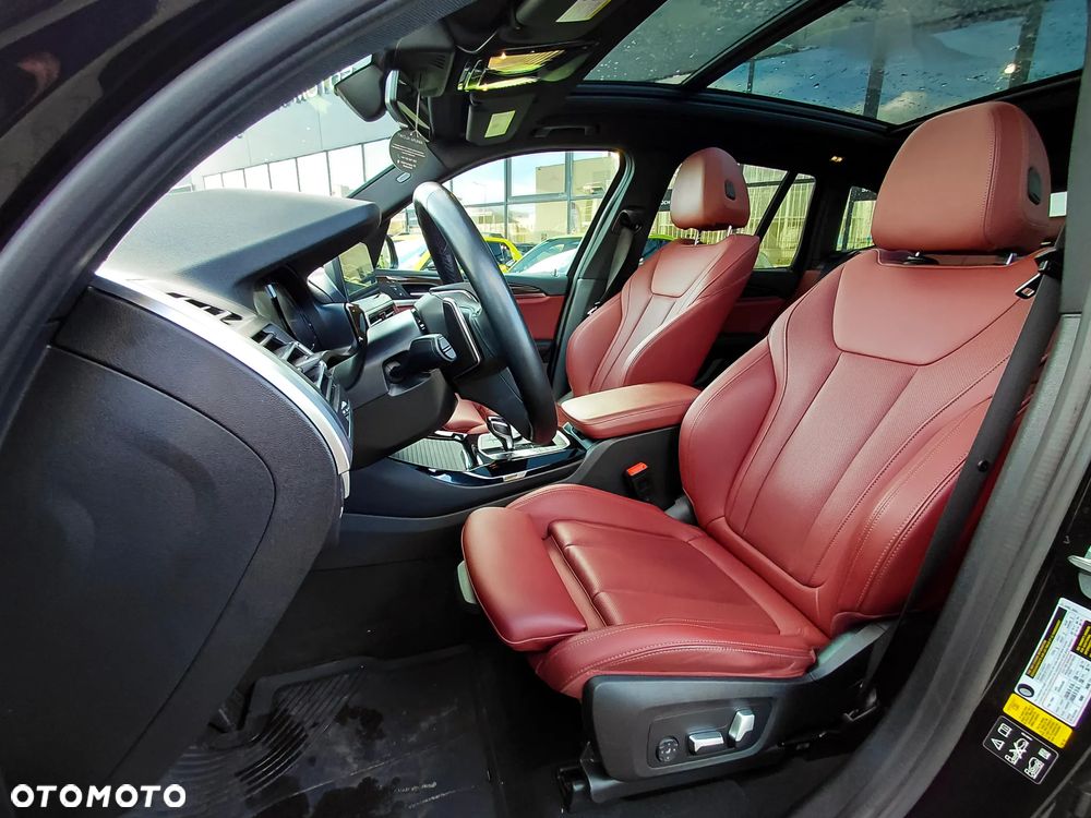 BMW X3 xDrive30i - 11