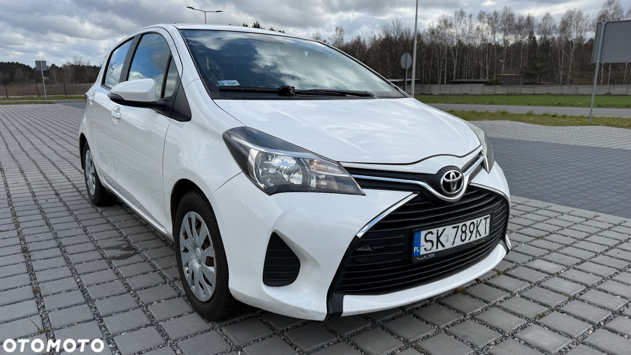 Toyota Yaris 1.0 Active EU6 - 3