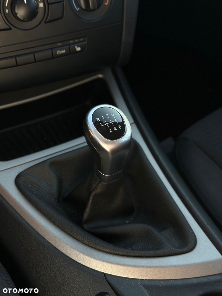 BMW Seria 1 - 16