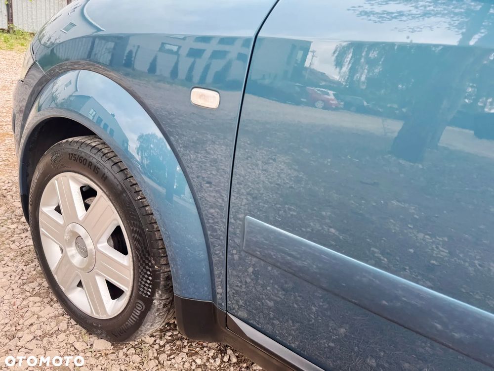 Audi A2 1.4 - 19