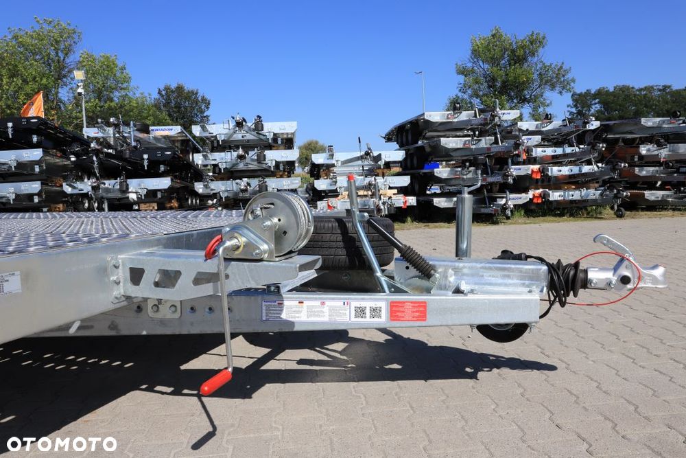 Niewiadów Jupiter 5.5 x2.4+ alu ryfel 3 osie DMC 3500 kg FULL LED - 9