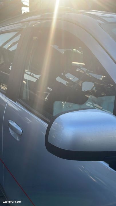 Geam Ușă Dreapta Fața DACIA Dokker / Lodgy 2012-2021 - 1