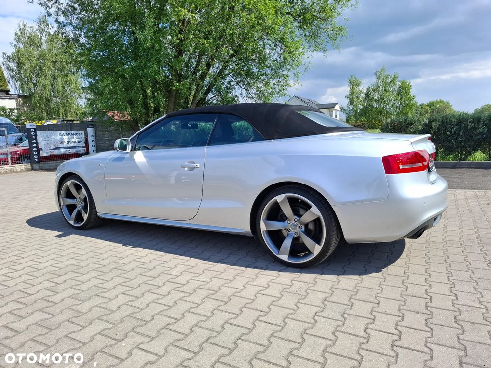 Audi A5 Cabrio - 16