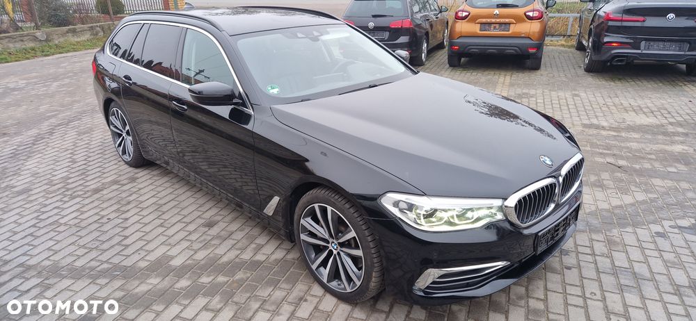 BMW Seria 5 525d Luxury Line sport - 2
