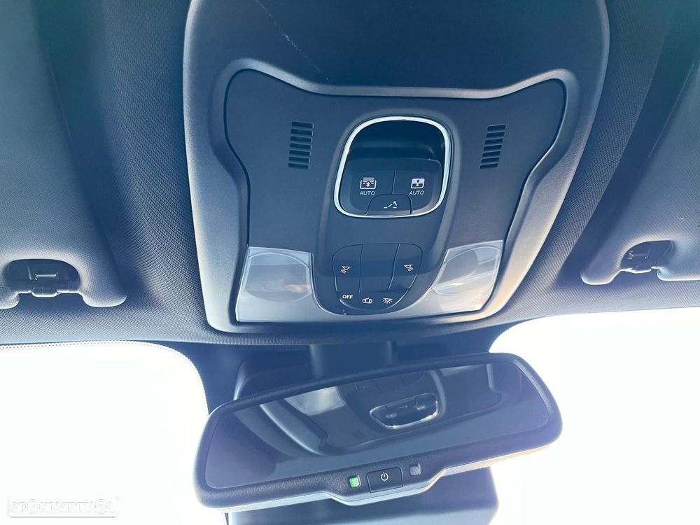 Jeep Renegade 1.3 T Limited S DCT - 26