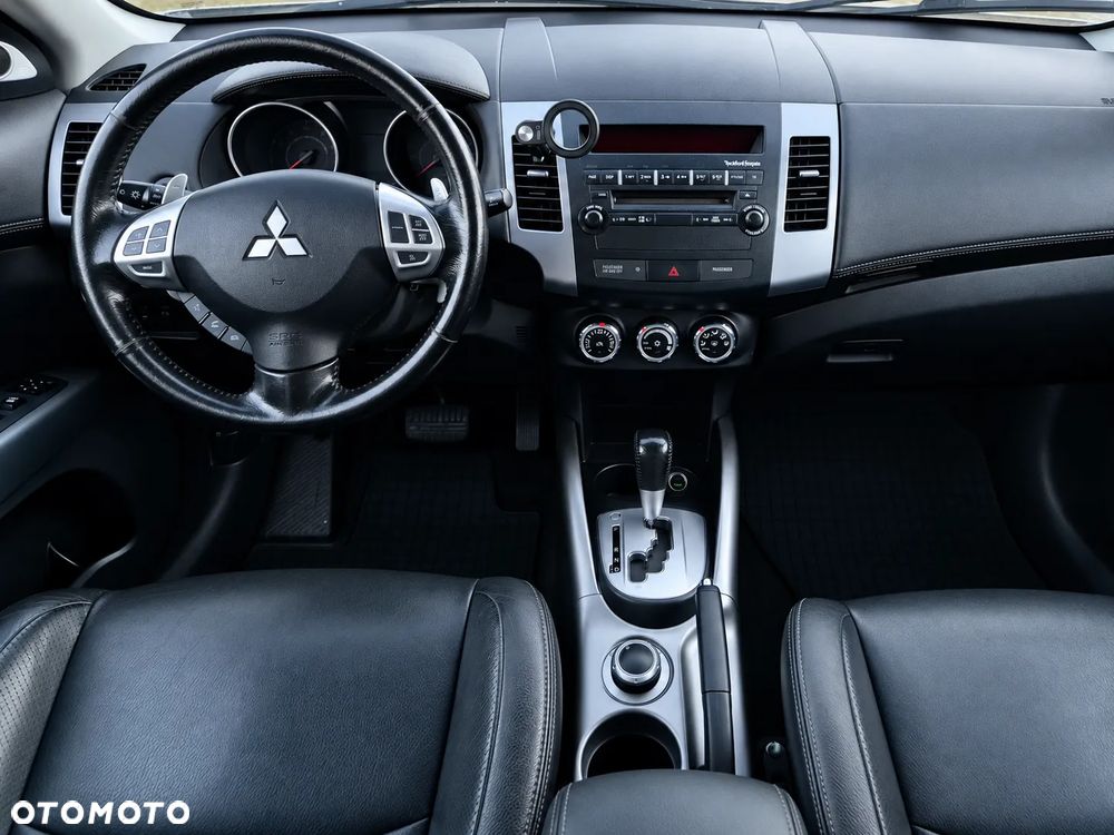 Mitsubishi Outlander 2.4 4WD CVT Intense - 7