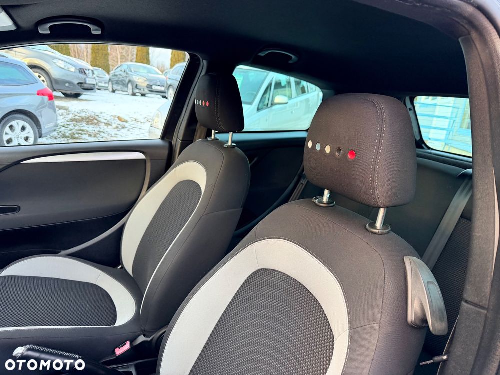 Fiat Punto 1.2 Easy - 11