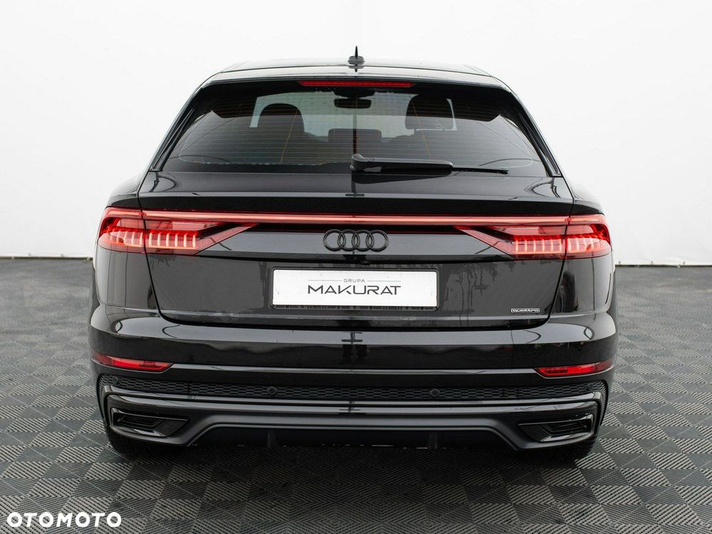 Audi Q8 - 9