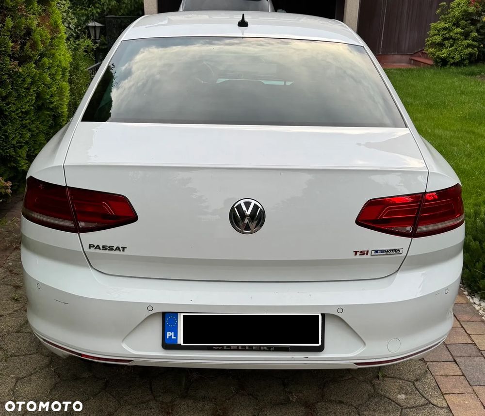 Volkswagen Passat 1.8 TSI BMT Comfortline - 2