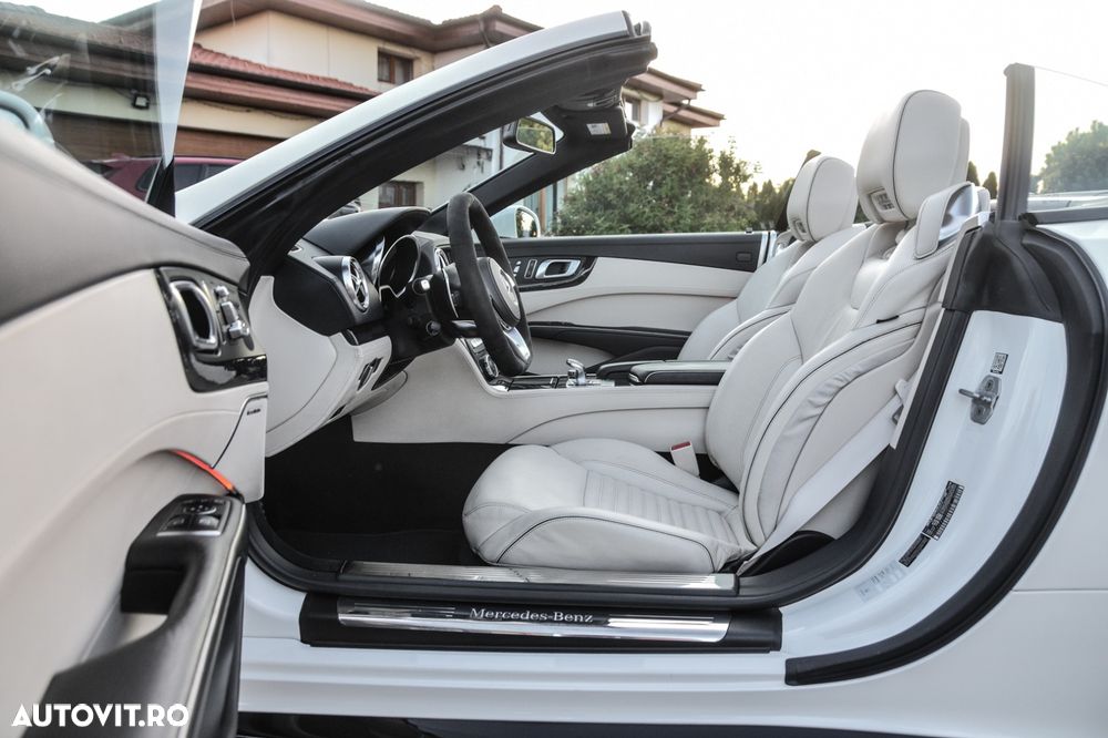 Mercedes-Benz SL 400 Aut - 36