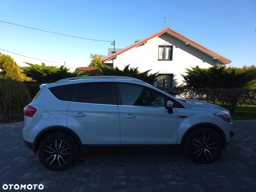 Ford Kuga 2.0 TDCi Titanium FWD - 6