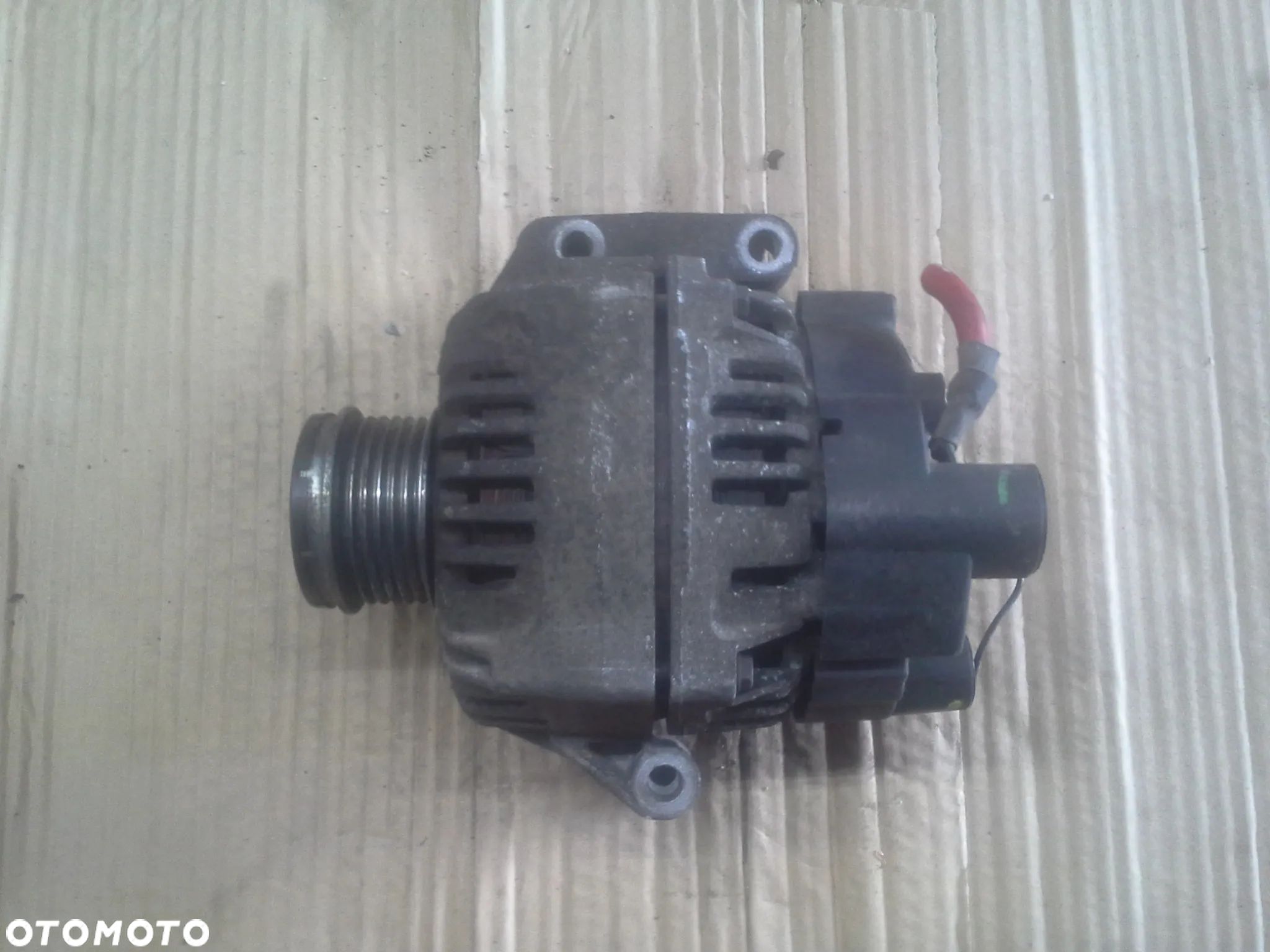 Alternator Opel Corsa C 1.3 CDTi 13117279YQ Valeo - 1