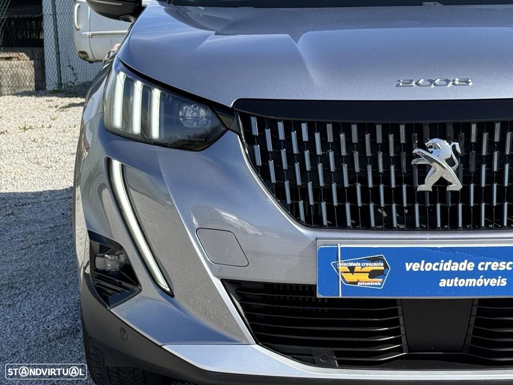 Peugeot 2008 1.2 PureTech GT EAT8 - 6