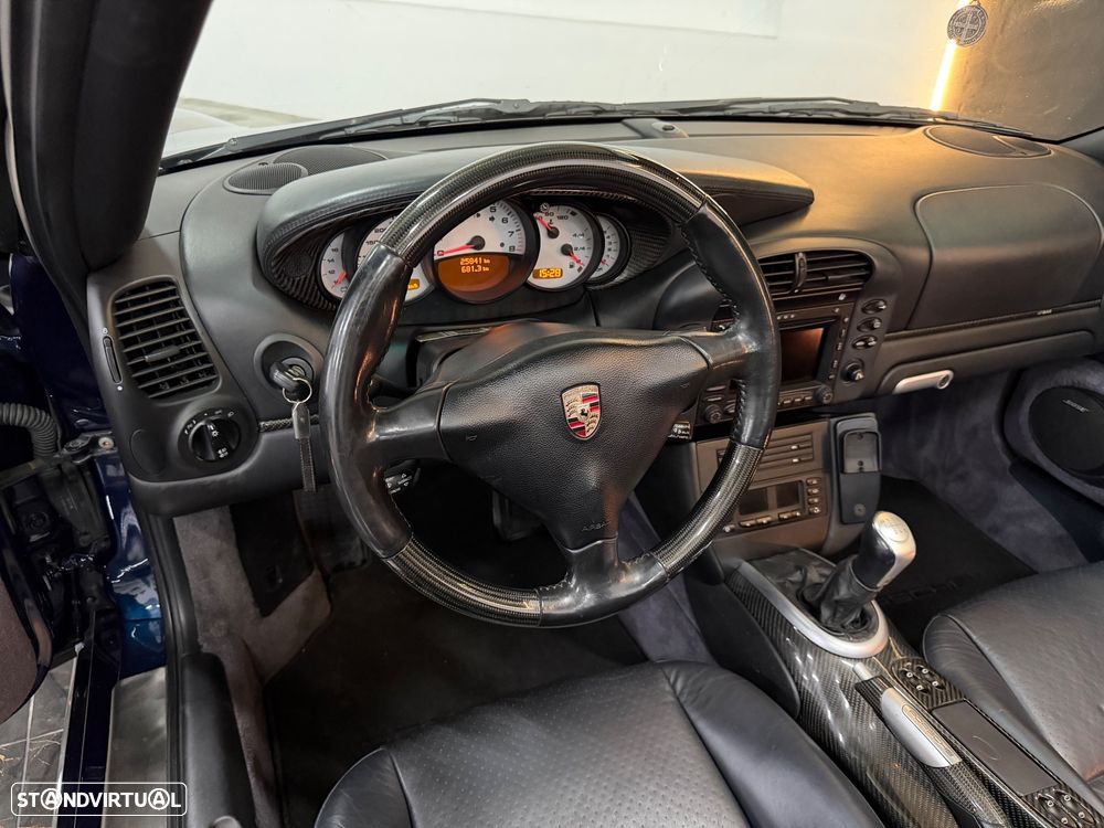 Porsche 911 (996) Carrera 40 Anos - 28