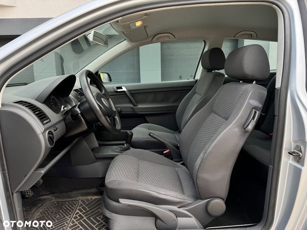 Volkswagen Polo 1.2 Comfortline - 12