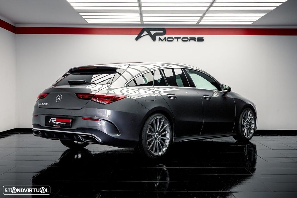 Mercedes-Benz CLA 250 e Shooting Brake AMG Line - 13