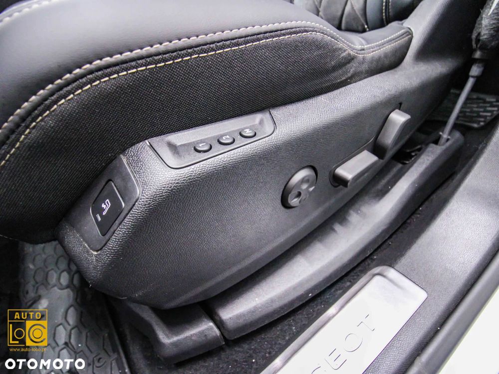 Peugeot 5008 2.0 BlueHDi GT S&S EAT8 - 36