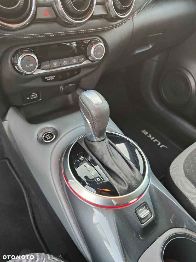 Nissan Juke DIG-T 117 DCT N-Connecta - 28