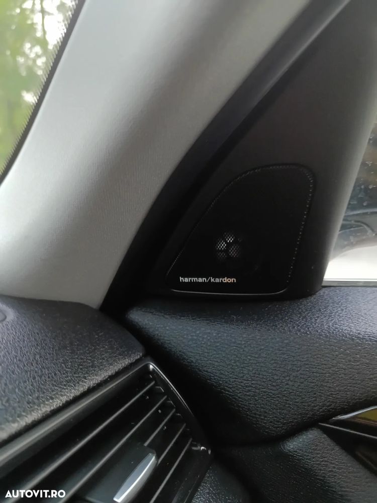 BMW X1 sDrive18i - 8