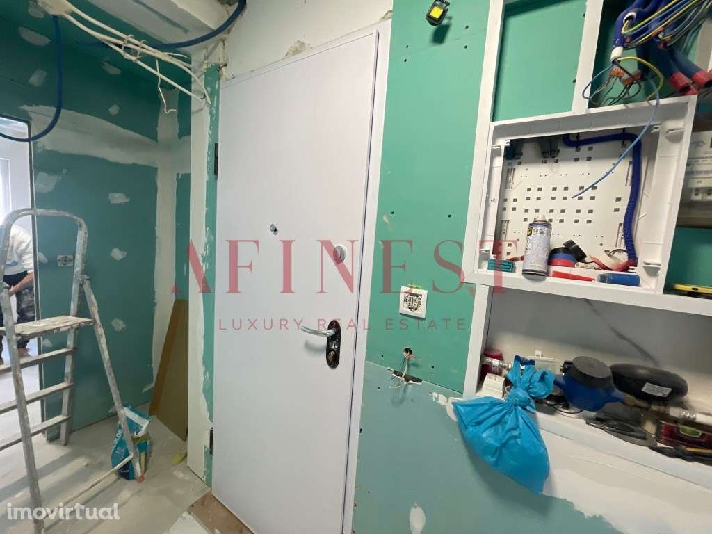 APARTAMENTO T2+1 TOTALMENTE REMODELADO NA AMADORA - Grande imagem: 5/16