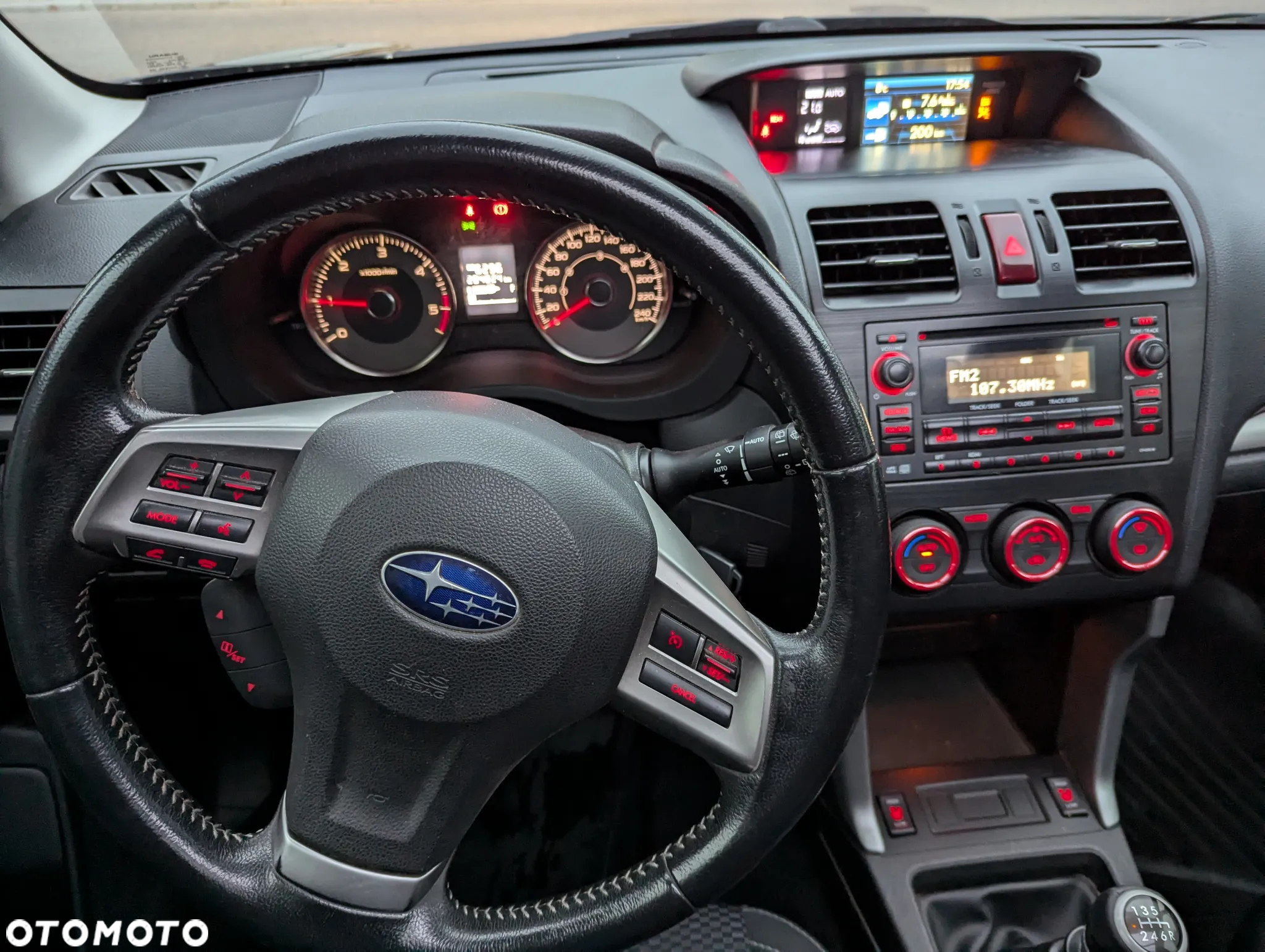 Subaru Forester 2.0D Exclusive - 10