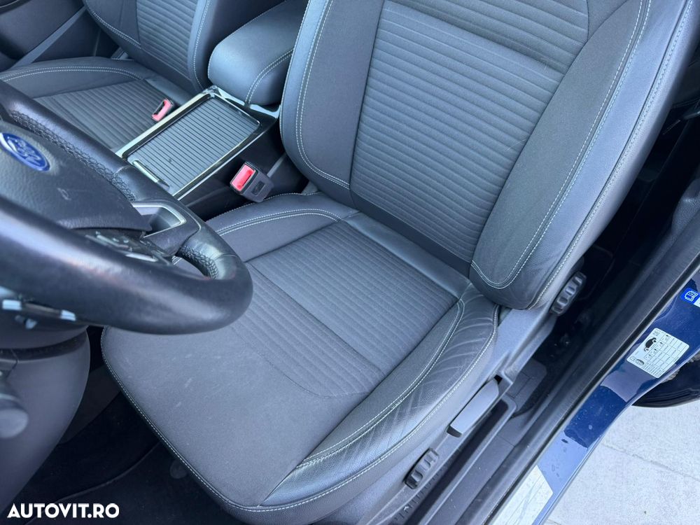 Ford Kuga 1.5 EcoBoost 4WD Aut. Trend - 27