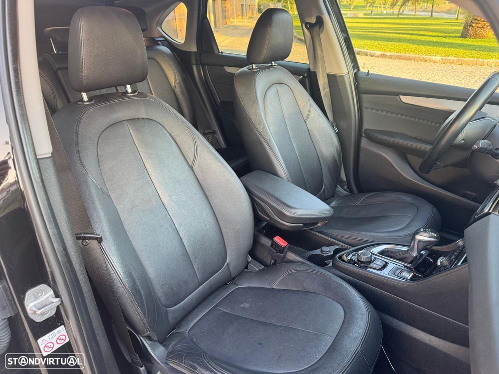 BMW 216 Active Tourer d Line Luxury Auto - 11