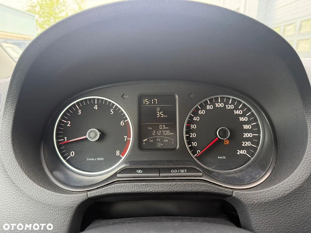 Volkswagen Polo 1.4 Team - 12