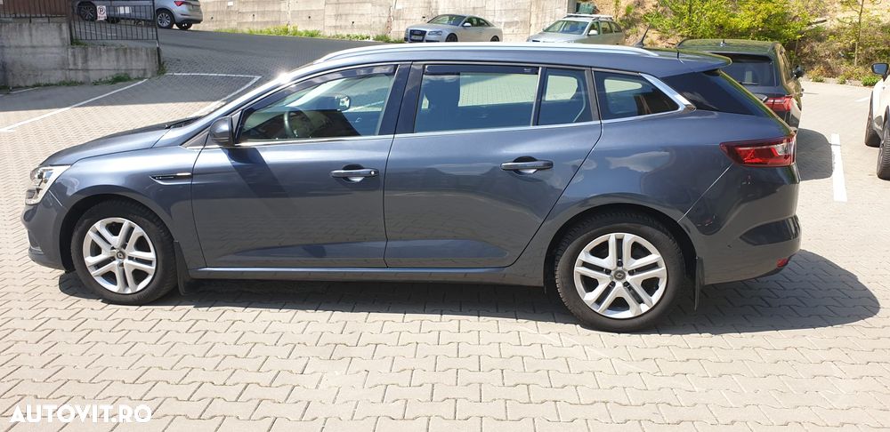 Renault Megane - 5