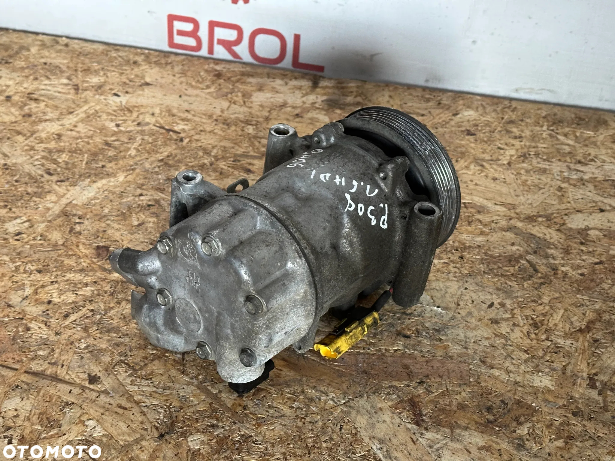SPRĘŻARKA KLIMATYZACJI PEUGEOT 308 1.6 HDI  9H06 - 2